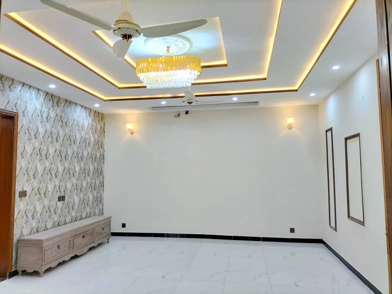 10 Marla House For Rent In Bahria Orchard Raiwind road Lahore 5