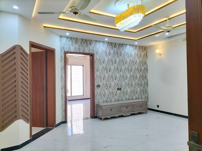 10 Marla House For Rent In Bahria Orchard Raiwind road Lahore 7