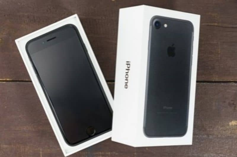 NEW IPHONE 7 NON PTA WITH BOX 1