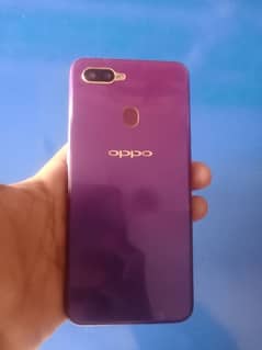 Oppo F9 10 by 10 Condition looking Brand new