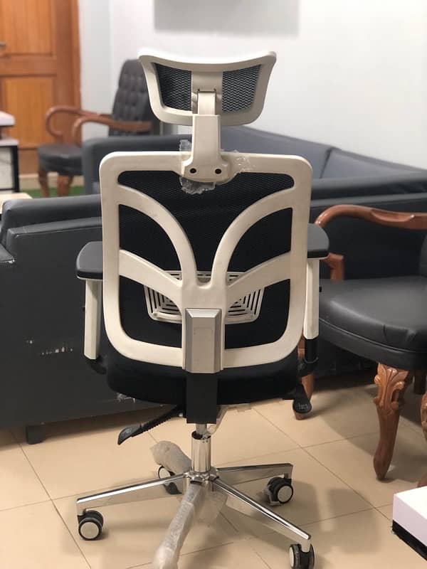 Brand new executive office chair urgent for sale 1