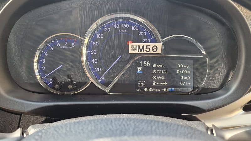 Toyota Yaris 1.5 CVT 7