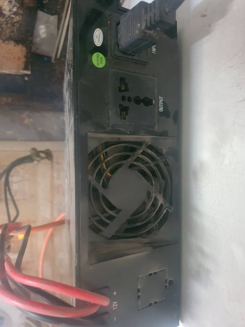 80A 12/24V MPPT and 1kw UPS (no battery/wiring/panels) 4