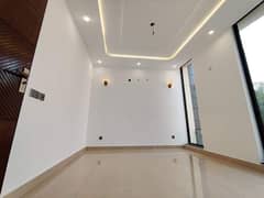 10 Malra Brand New Designer Ground Portion Beautiful Location