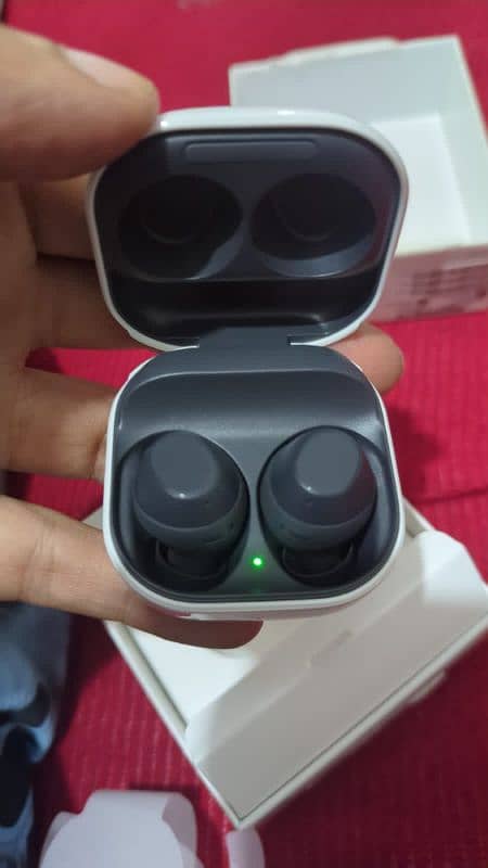 SAMSUNG GALAXY BUDS FE NEW 3