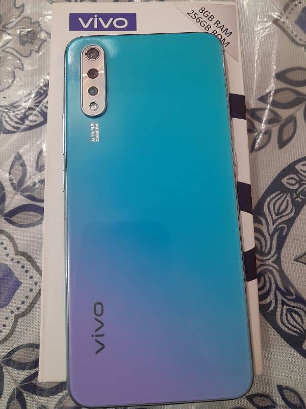 vivo S-1 Mobile 8/256 display Fingerprint with box and charger 3