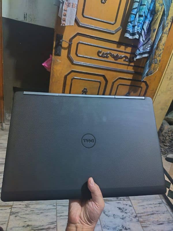 Gaming laptop Dell 7720 core i7 for sale 4