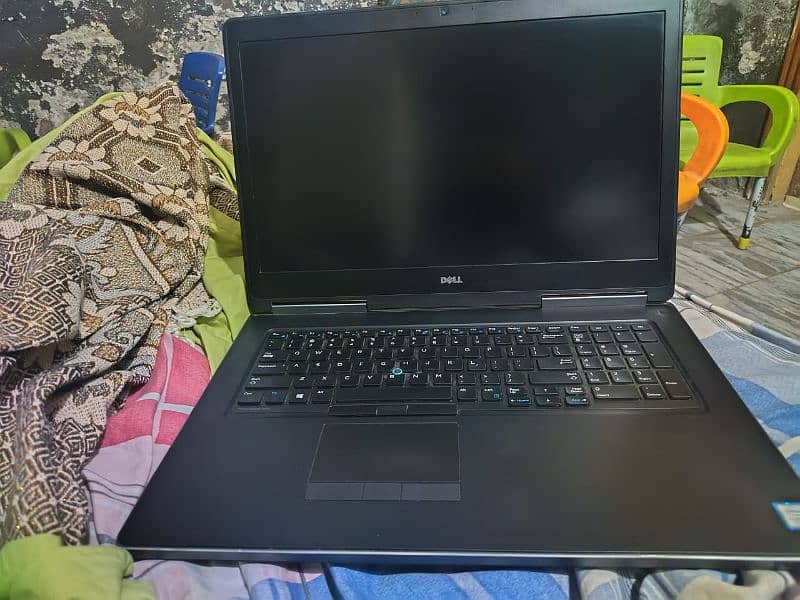 Gaming laptop Dell 7720 core i7 for sale 5