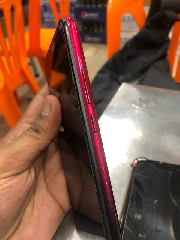 Pta approve Vivo y17 6/128Gb 10/8 condition with big battery timing 5