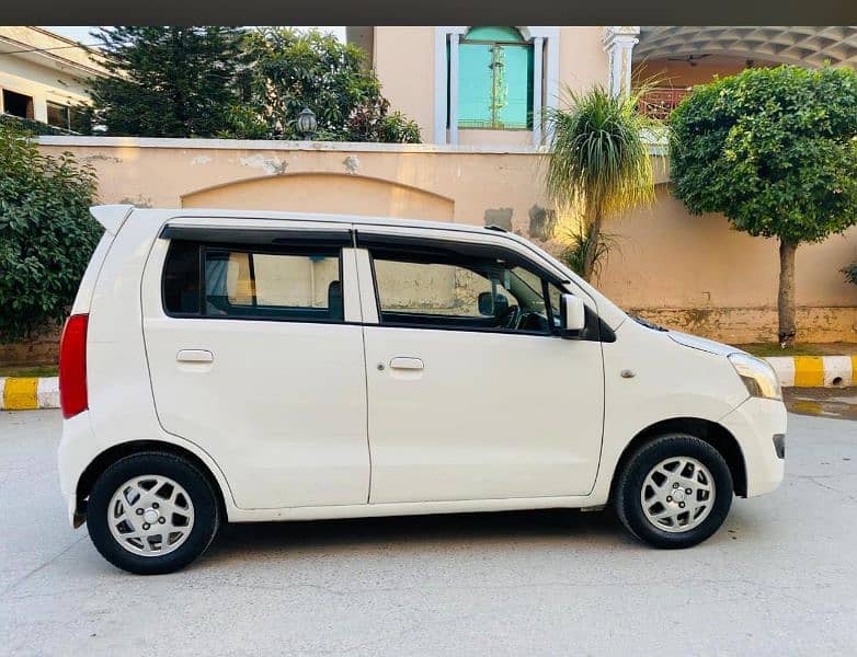 Suzuki Wagon R 2015 13