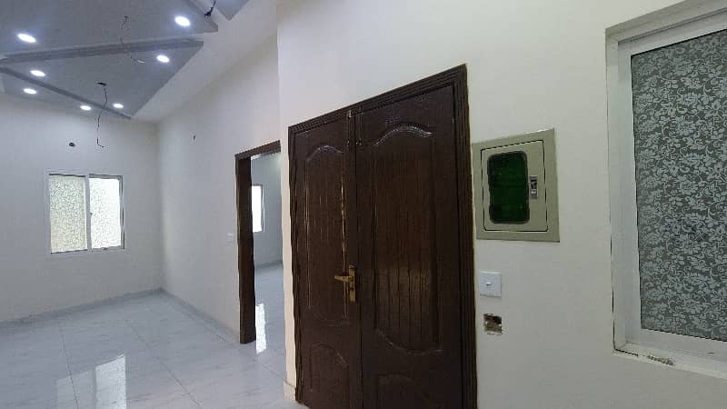 Premium 700 Square Feet Flat Is Available For sale In Jail Road 4