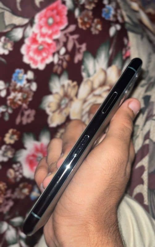 iphone 11pro 256 American LLA zero condition non PTA 4