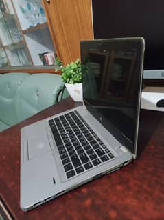 HP folio 9470m for sale / LCD demage