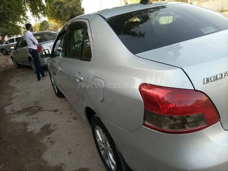 Toyota Belta 2009/2015 3