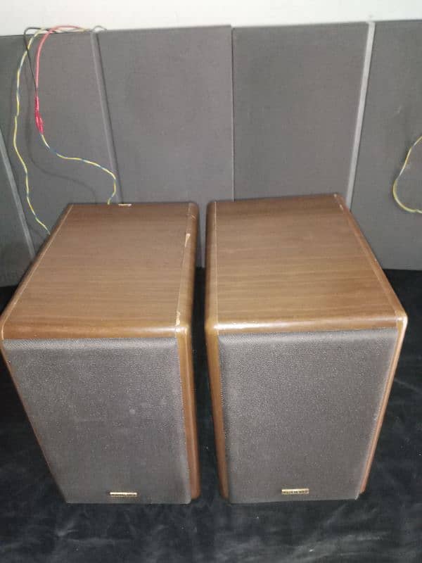 Onkyo d202ltd . BOSE kef Klipsch focal Yamaha. 1