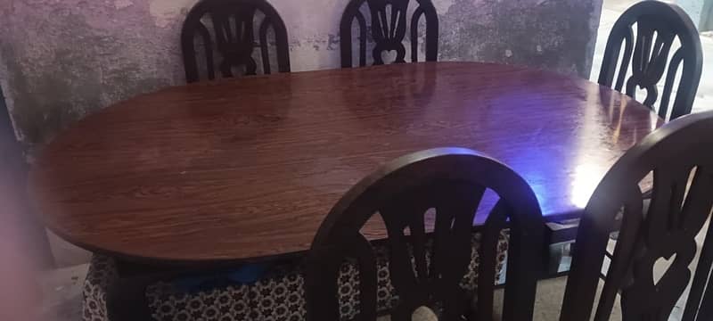 dinning table with 5 chairs 2