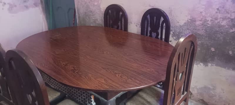 dinning table with 5 chairs 3