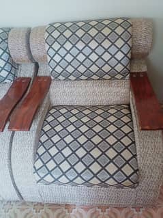 Sofa Set for sale. . .