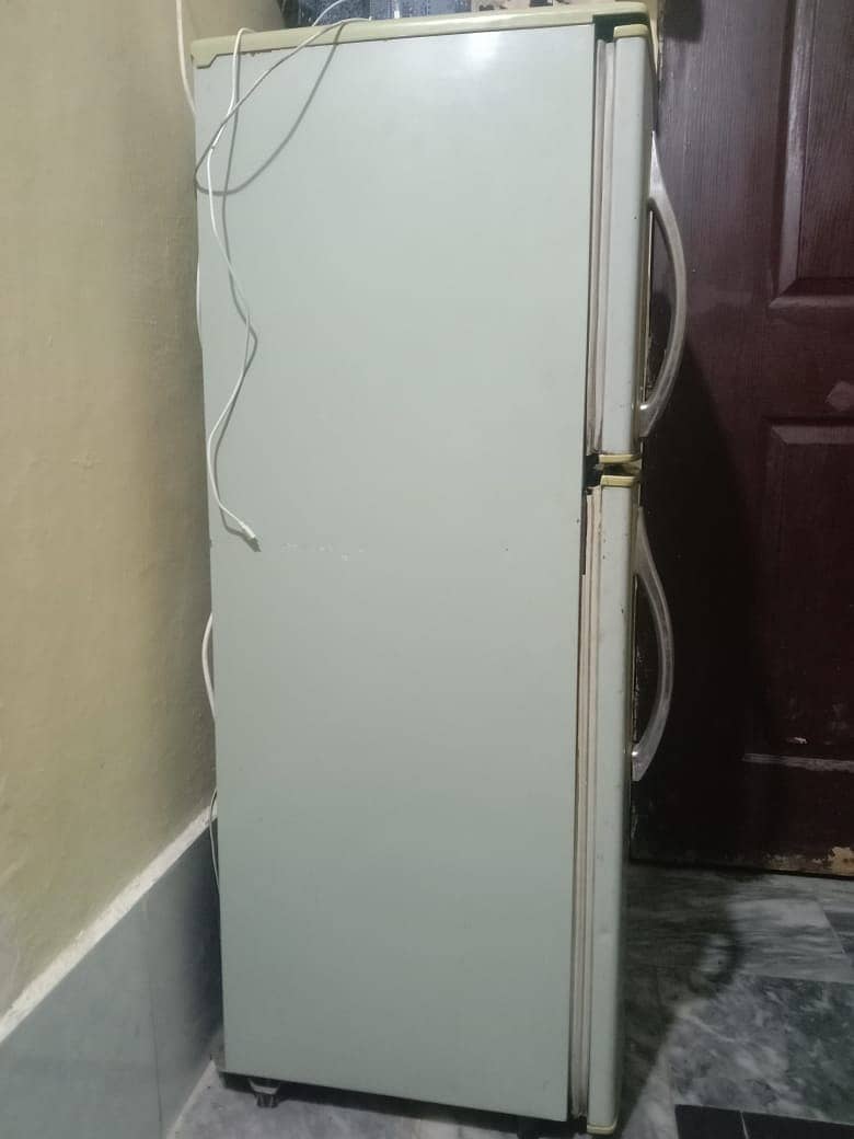 Philips Mini Fridge Used for Sale 1