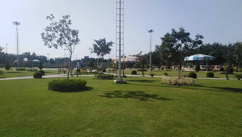 10 Marla Plot For Sale In Bahria Orchard Raiwind Road Lahore 0