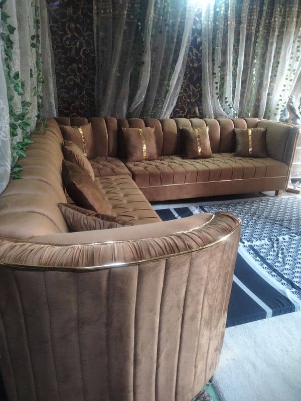 7 Seater Velvet Corner Sofa 0