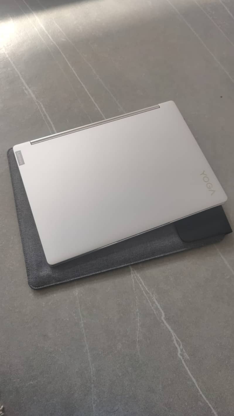 Lenovo - Yoga - i7 - Version 9i - unused - but without box 4