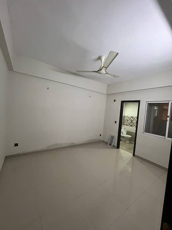 FOUR BEDROOM LUXURY APARTMENT AVAILABLE FOR RENT IN GULBERG GREEN ISLAMABAD 13