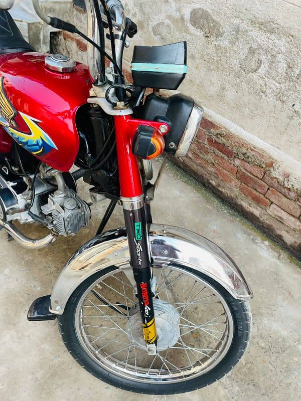 Honda CD 70CC 3