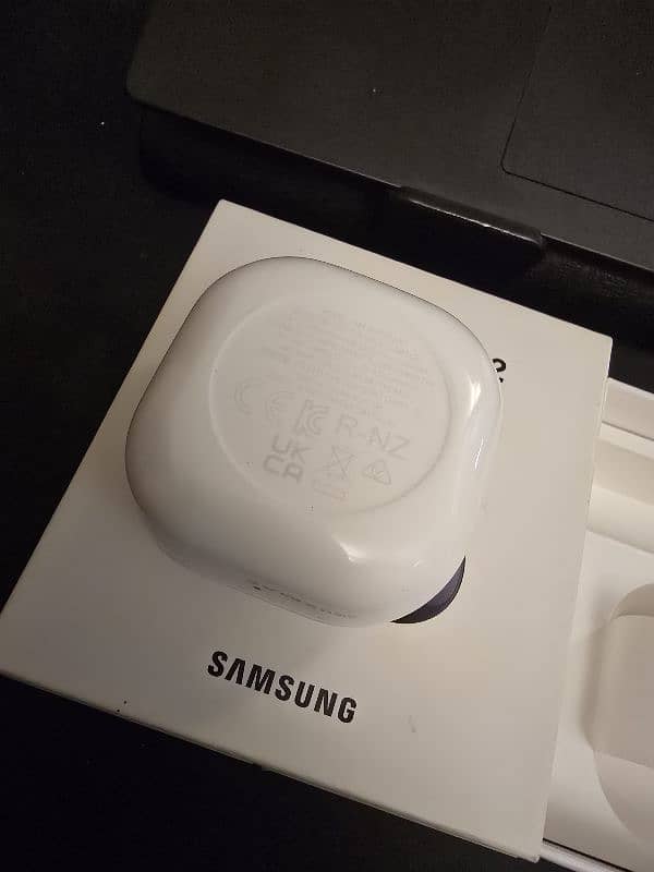 Samsung Galaxy Buds 2 2