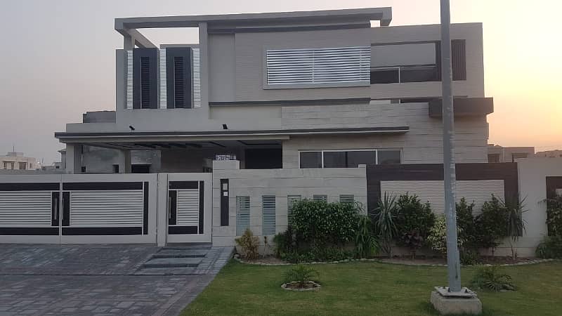 ZEE Real Estate & Builders Offers 1 Kanal Near To Raya Club Golf Club In The Hearth Of Phase 7 W Block DHA Lahore Available 0