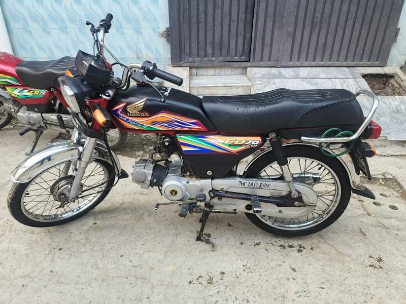 Honda CD 70 2020 9