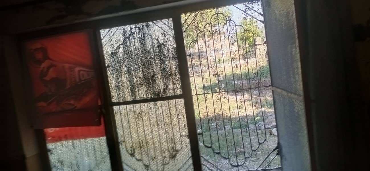 window use very good condition 5