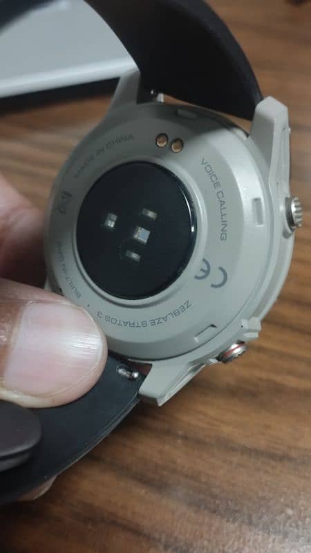 zeblaze stratos 3 GPS smart watch amoled 8