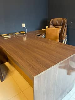 L Shaped Office Table with 2 chairs