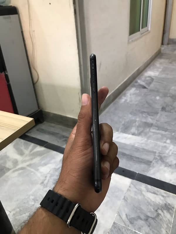 Iphone 7plus 128gb urgent sale 4