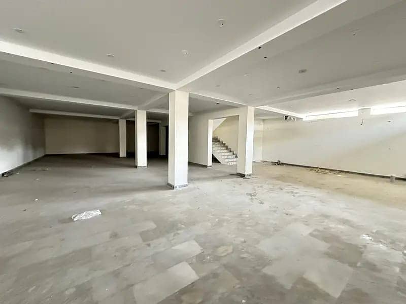 1 kanal full building available for rent 11