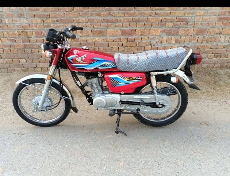 Honda CG 125 model 2024 (0300 0205215) 0