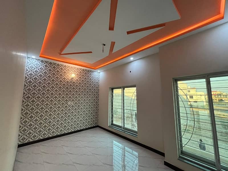 Triple Storey 5 Marla House For Sale In Central Park - Block A1 Lahore 12