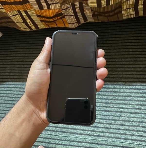 iphone 11 official pta approve 64 gb all ok no exxhange only sell 1