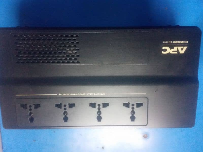 Apc 600watts computer UPS 1