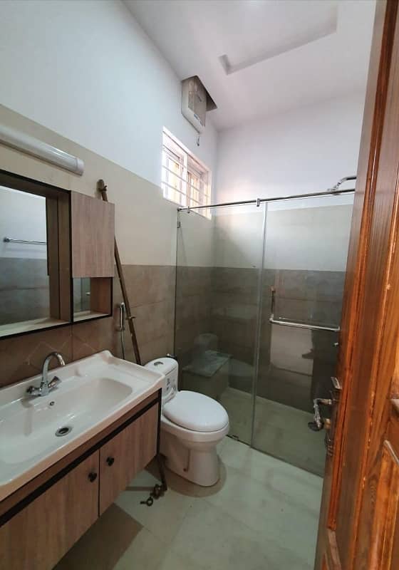 7 Marlas Upper Portion All Facilities Available G-13 12