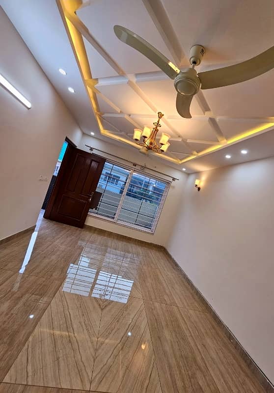 9 Marlas Luxurious Ground floor Available in G-14/4 1