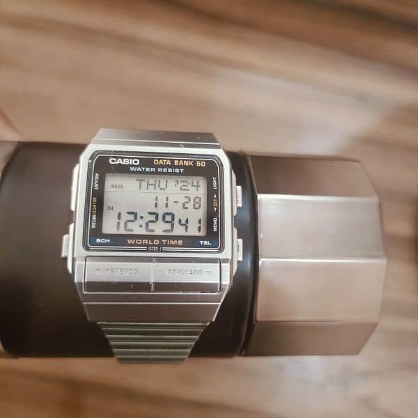 Brand new original Casio watch  best condition 9,5/10  vintage watch 2