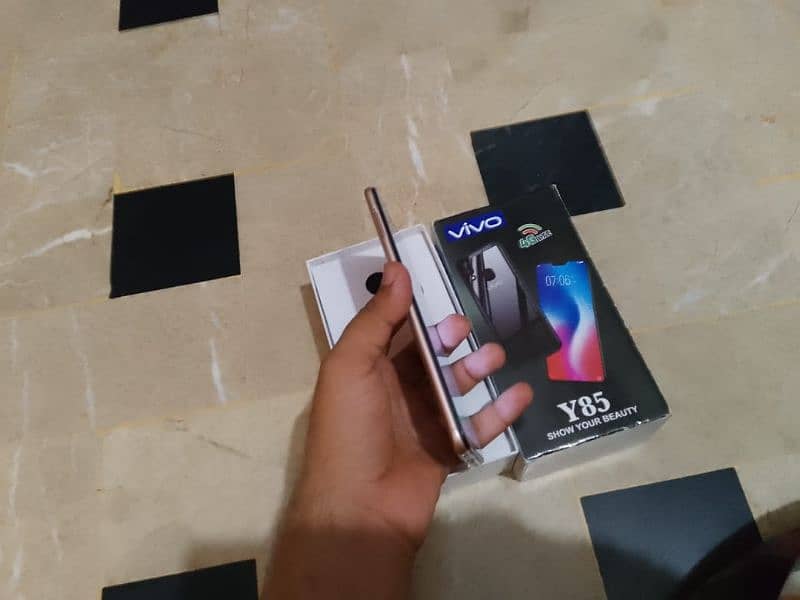 vivo y85 white pin dot on screen for sale 11