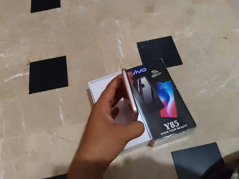 vivo y85 white pin dot on screen for sale 12