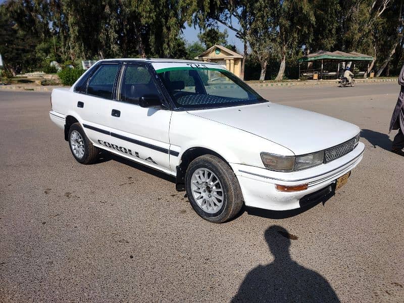 Toyota Corolla XE 1991/88 neat and clean car CNG Petrol AC Alloy rims 2