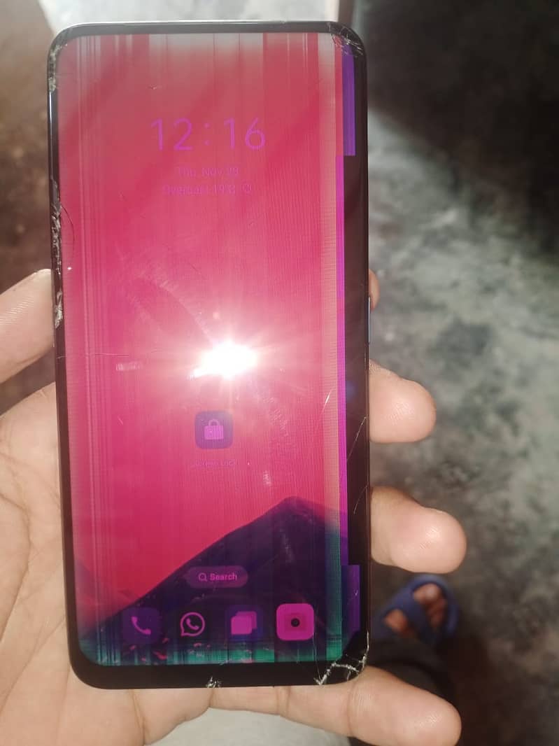 Oppo reno 2f in 8 128 6