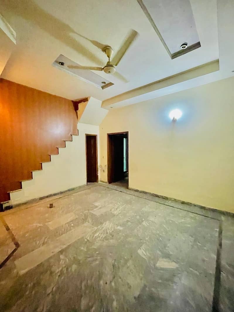 DREAM HOME OFFERS 3.5 MARLA HOUSE FOR SALE In Iqbal Park NEAR ADIL HOSPITAL DHA Phase 1 Lahore At Super Hot Location. PROPER DOUBLE UNIT 7