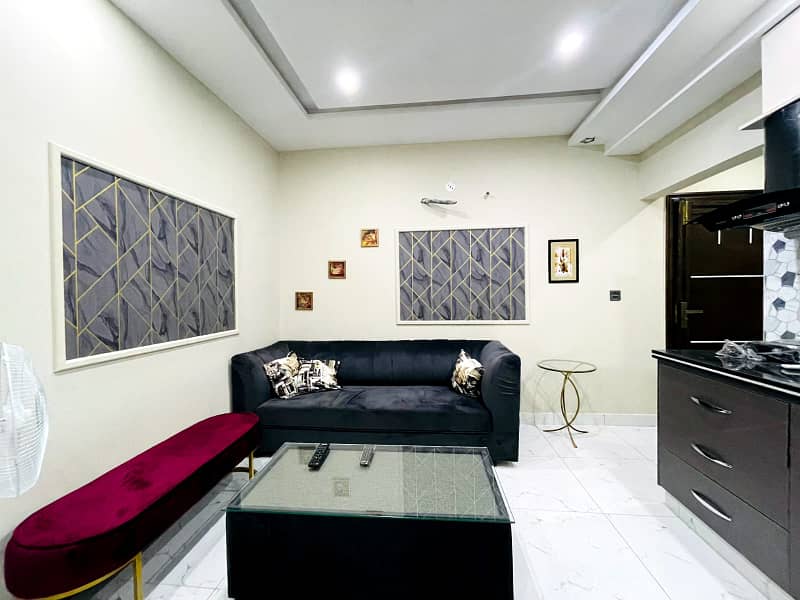 1 Bedroom VIP full furnishe flat for rent per day available in Bahia Town Lahore 7