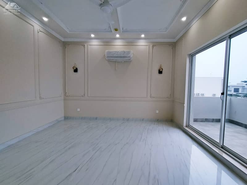 KANAL BUNGALOW FURNISHED HOUSE FOR SALE IN DHA PHASE 6 37